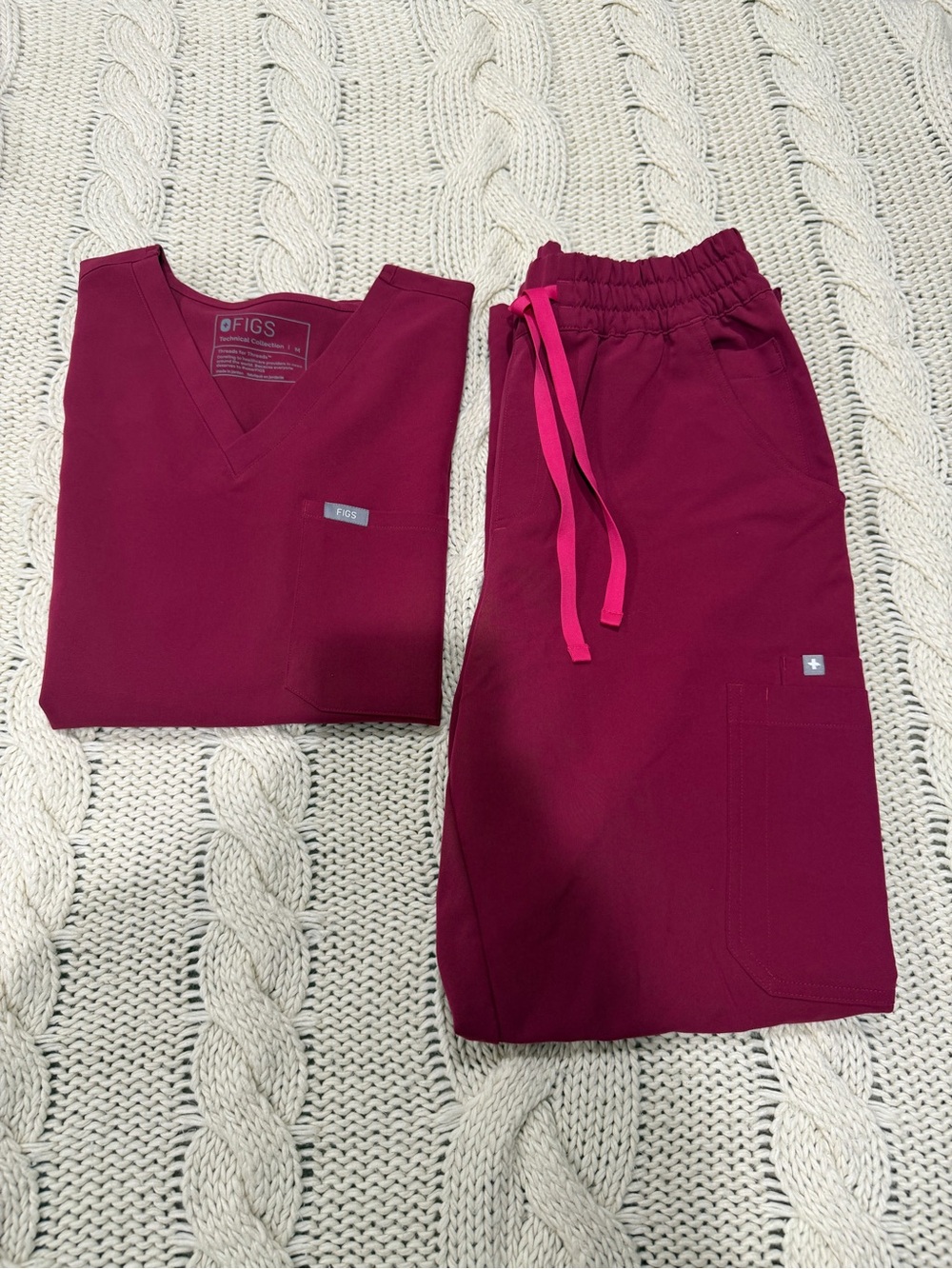 Figs Scrub Set in Deep Cranberry